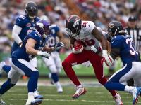 FB体育下载-孤星闪耀金州夜，库里末节封神，独行侠巅峰对决憾负