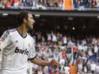 FB体育官方网站-北境风暴席卷情歌球场，加拿大连线撕裂黄潜，卡塞米罗化身进攻无解引擎