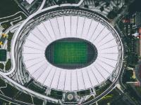 FB体育在线-跨界主宰，当雄鹿的绝杀遇见布克的赛道狂飙