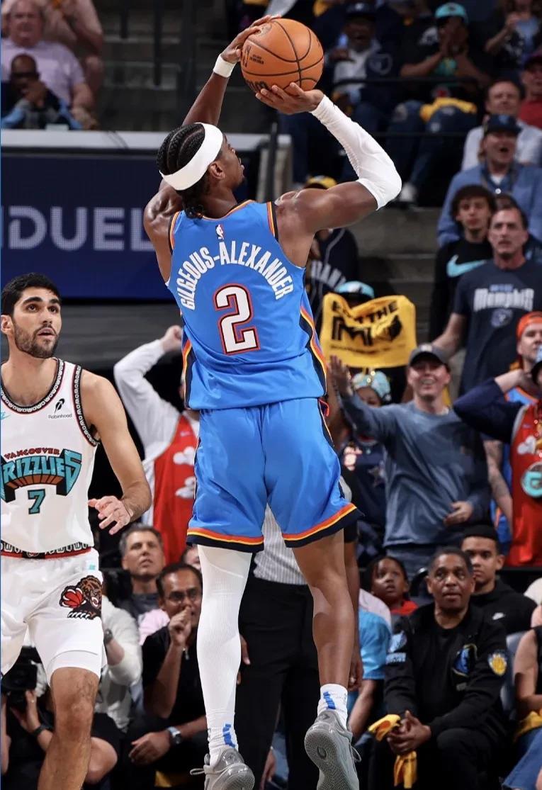 包含灰熊绝杀勇士，西蒙斯打破历史纪录的词条